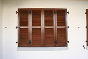 16-persiane-legno-villa-arezzo-02