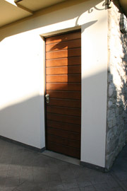 16-portone-in-legno-01