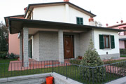 22-infissi-villa-schiera-01